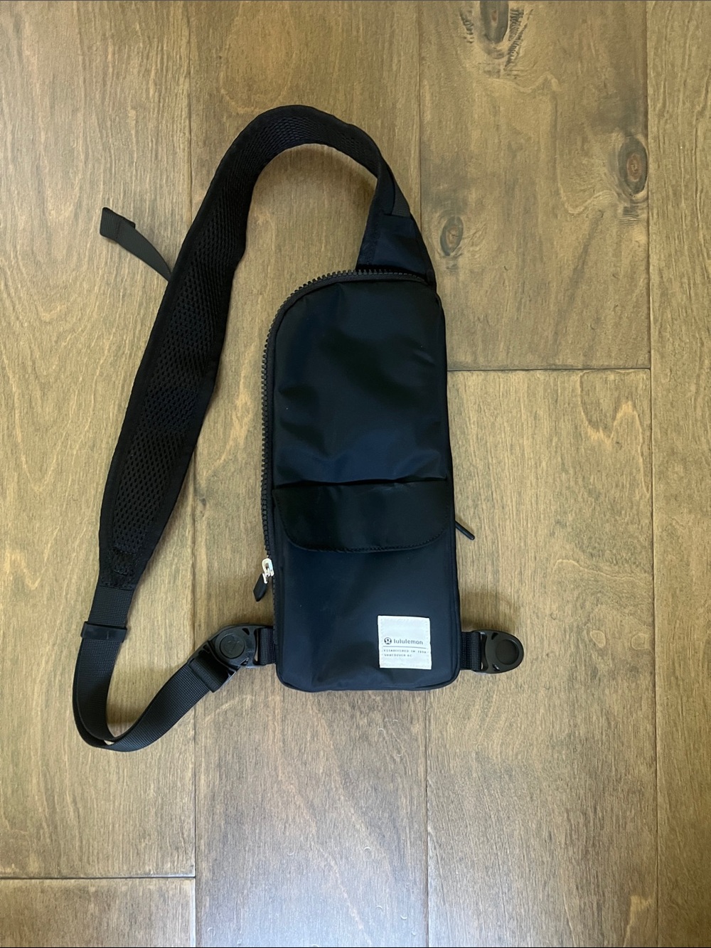 NEW lululemon athletica Black Crossbody Sling Bag